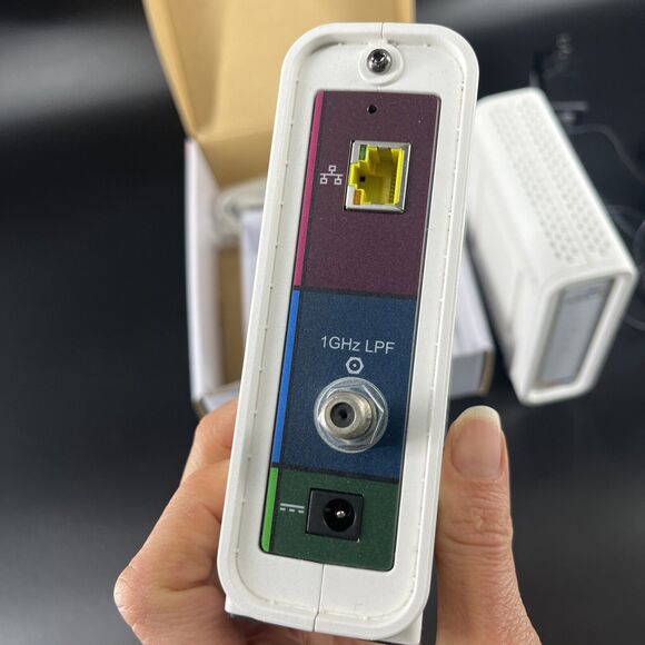 ARRIS SURFboard SB6190 Cable Modem 32 x 8 Gigabit DOCSIS 3.0 White with box - Picture 9 of 16